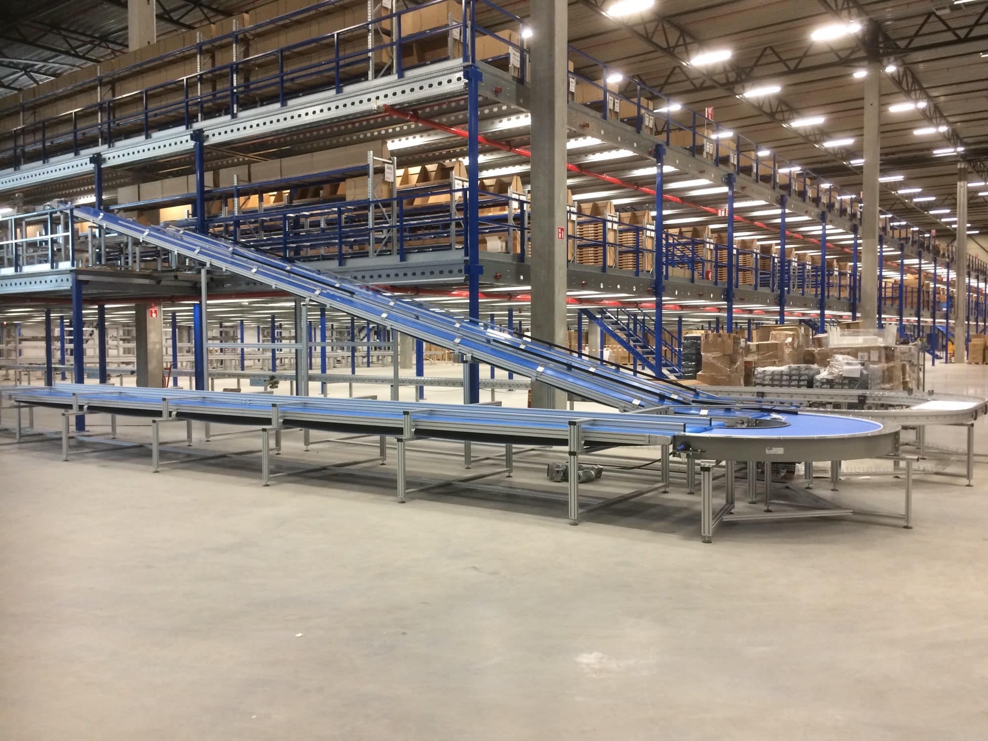 ELROY Conveyor System